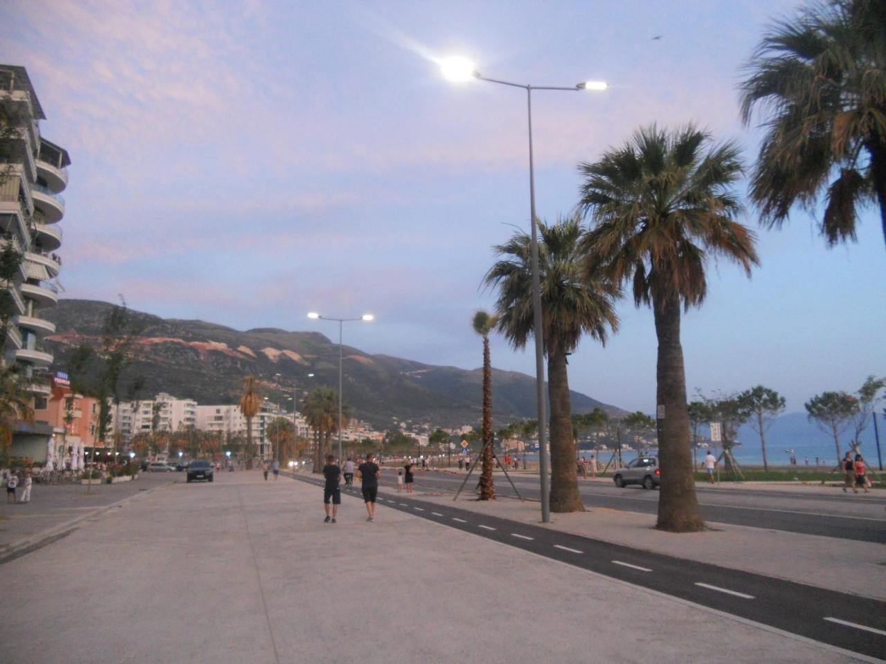 Sea View Apartment Onorato 1 Vlorë Exterior foto