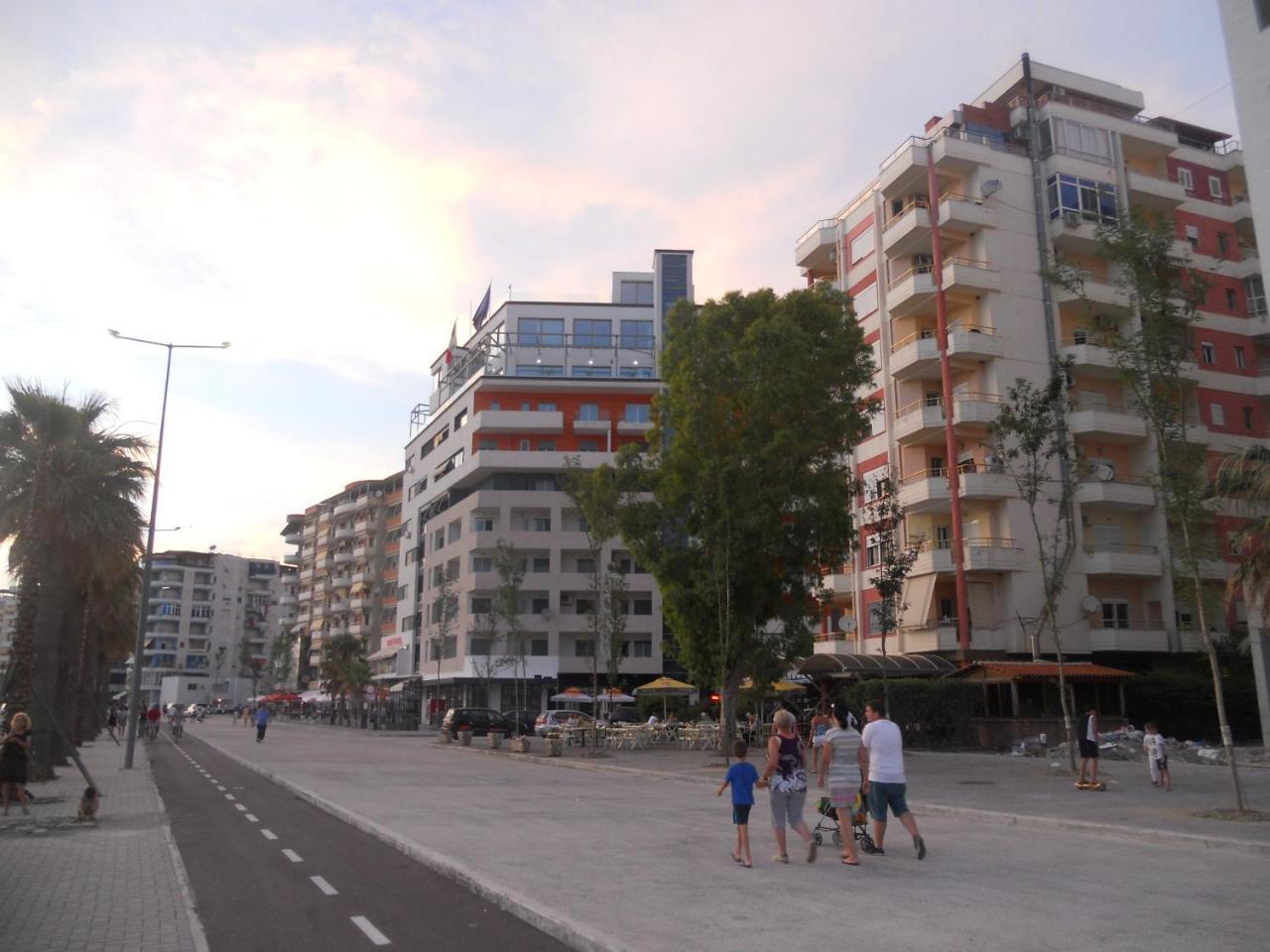 Sea View Apartment Onorato 1 Vlorë Exterior foto