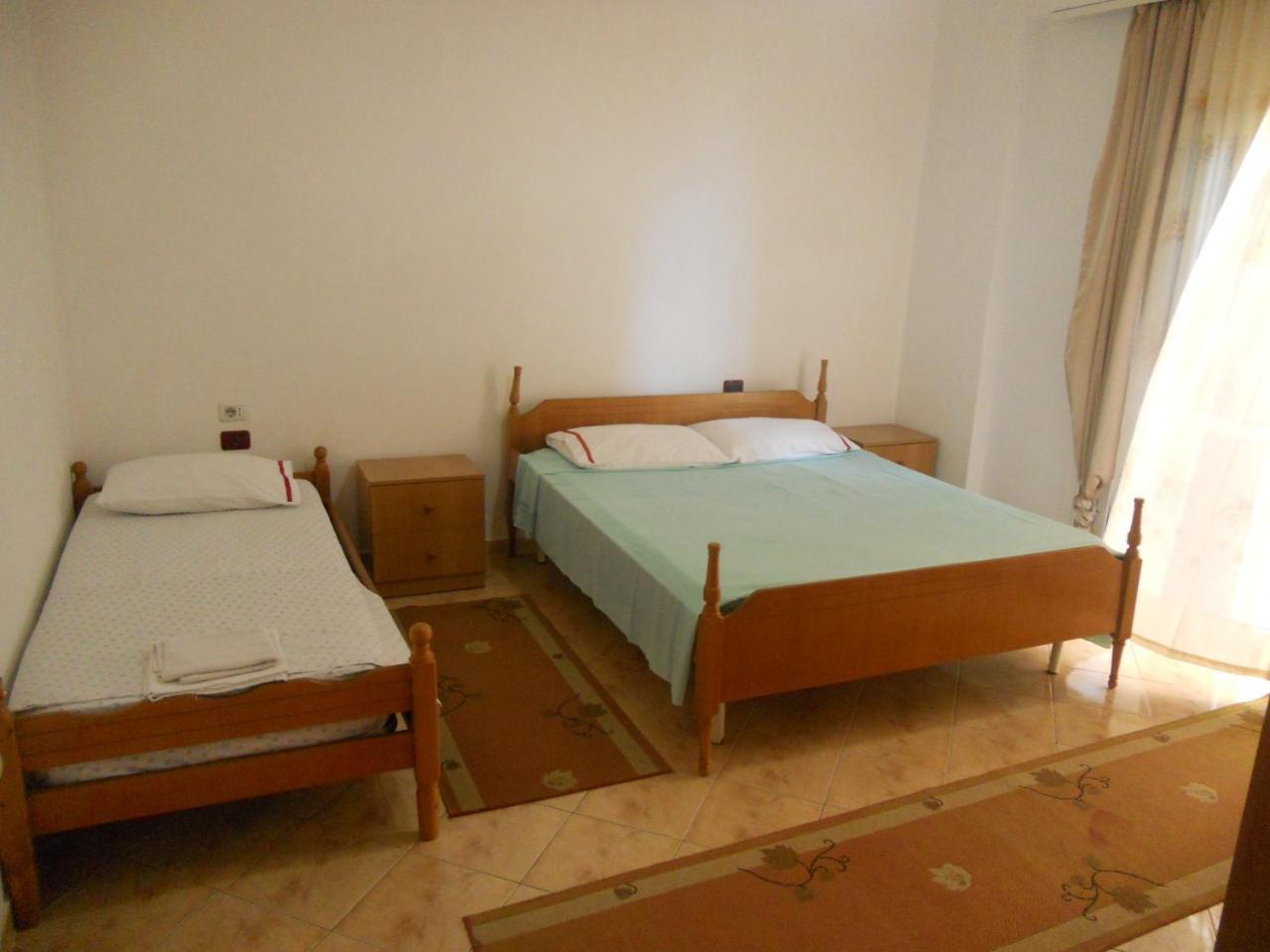 Sea View Apartment Onorato 1 Vlorë Exterior foto